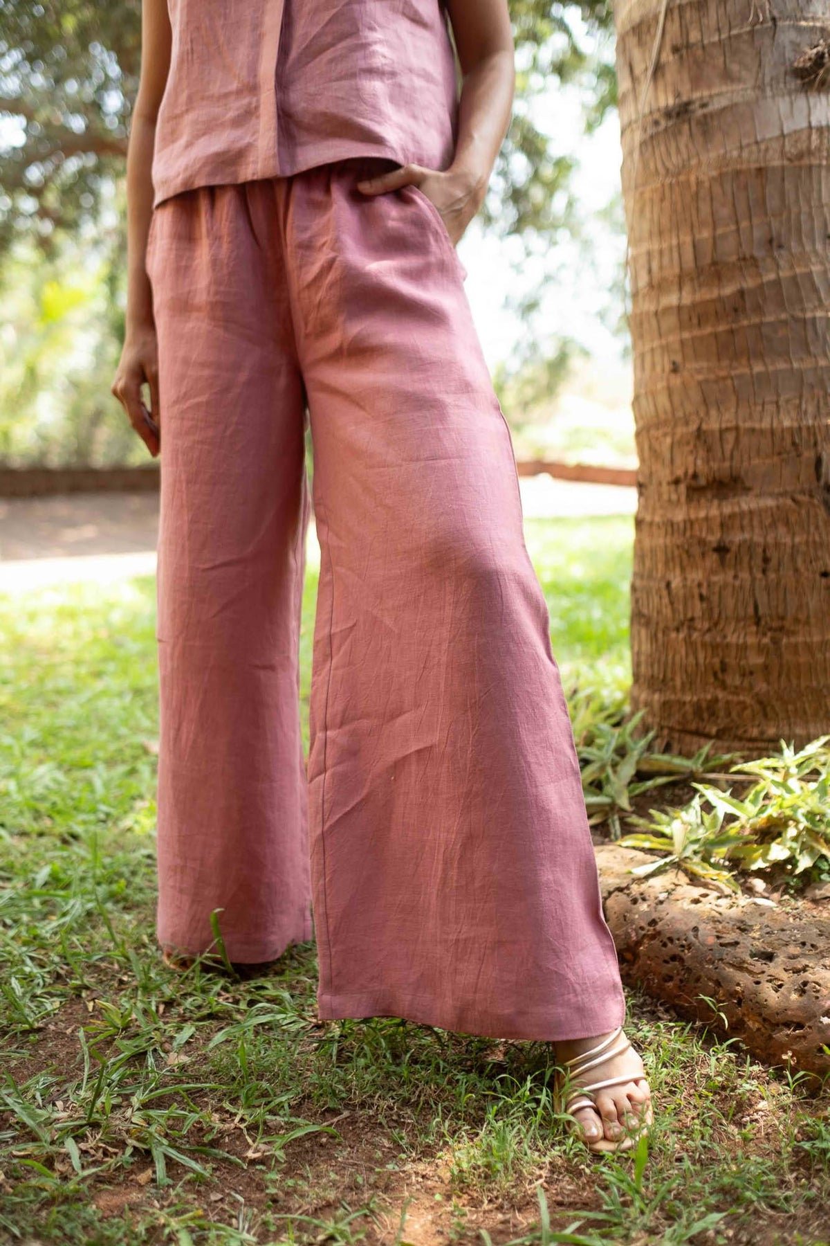Cotton Co-ord Set with Sleeveless Shirt and Oversized Pants - Image 9