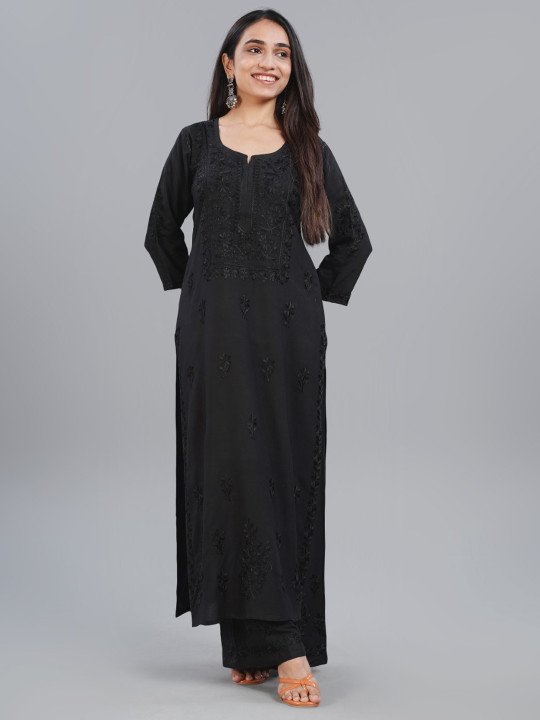 Women’s Black Embroidered Straight Kurta Set – Elegant Ethnic Wear