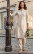 Elegant Linen Blend Women’s Cord Set – Kurta & Straight Pants