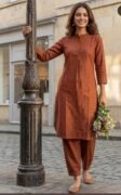 Women’s Rust Brown Solid Kurta Pant Cord Set